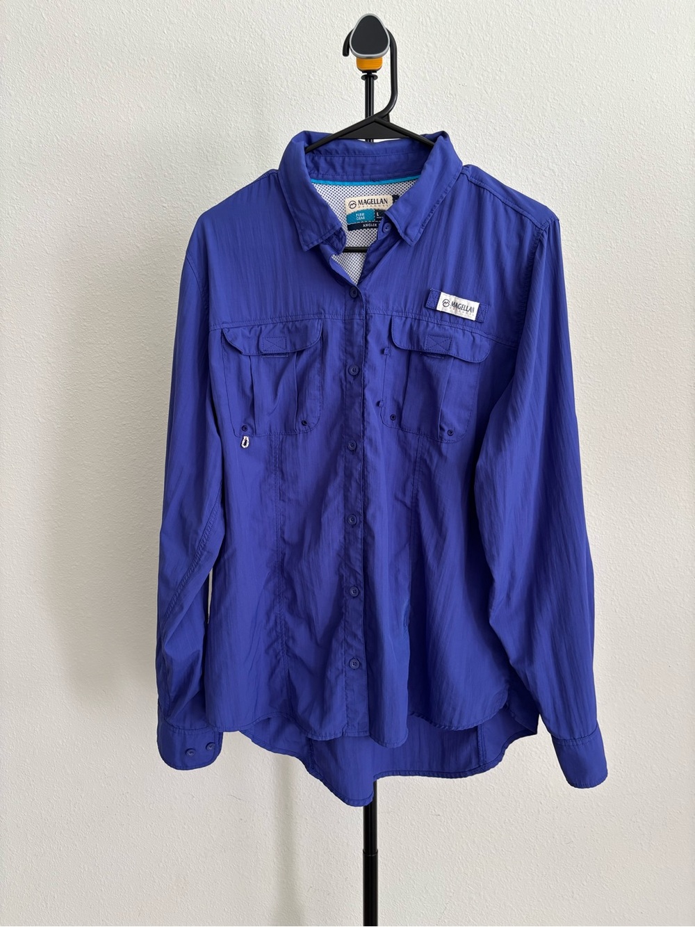 Magellan Outdoors Fishing Shirt Men’s L Blue Long Sleeve Angler Utility Shirt